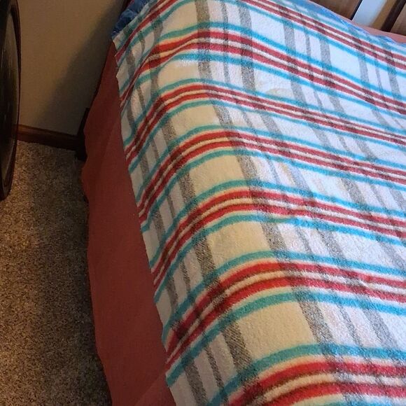Plaid Multicolor Warm Full Size Bedding Blanket - Picture 4 of 7